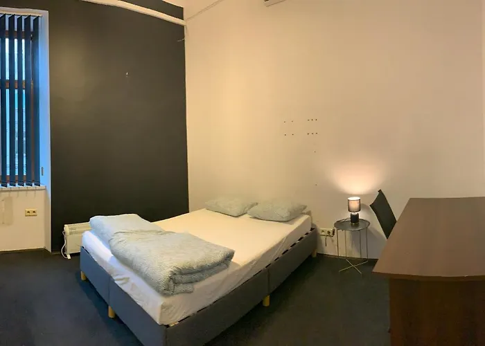 بيت شباب St46