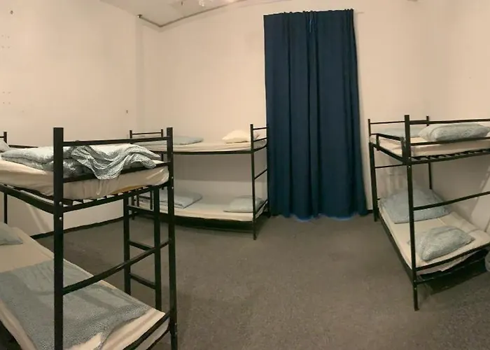 بيت شباب St46